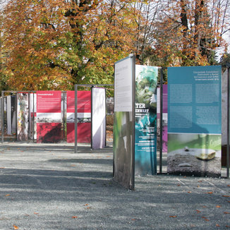 Ausstellungsgestaltung "Wächter über Oberwart" / Offenes Haus Oberwart / Bank Austria Kunstpreis 2014